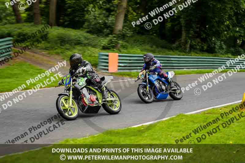 cadwell no limits trackday;cadwell park;cadwell park photographs;cadwell trackday photographs;enduro digital images;event digital images;eventdigitalimages;no limits trackdays;peter wileman photography;racing digital images;trackday digital images;trackday photos